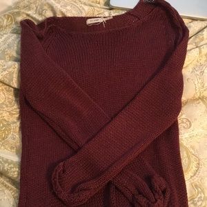 Maroon sweater